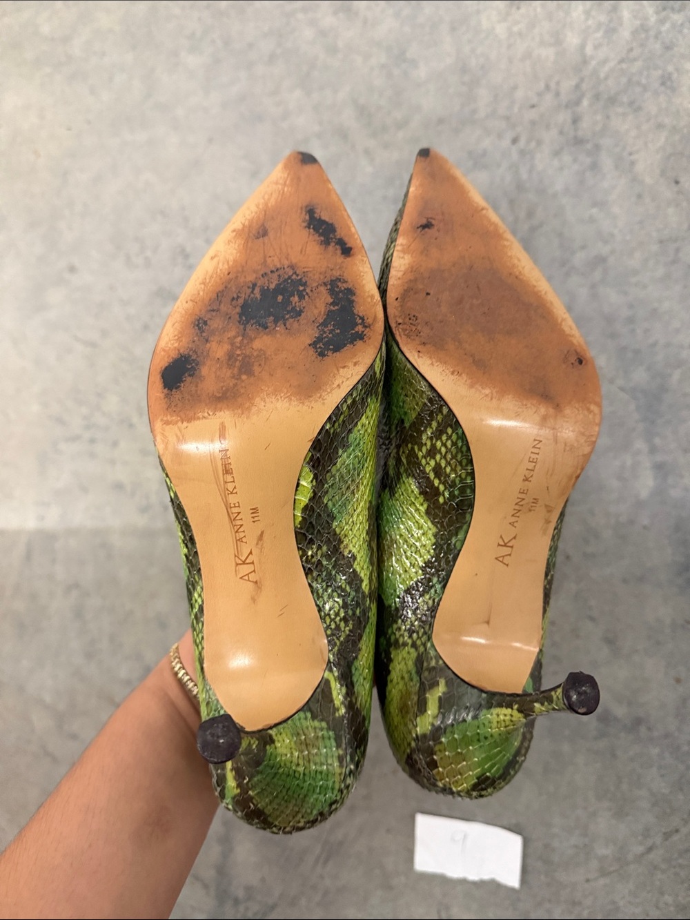 Anne Klein Vintage Y2K Green Snakeskin Pointed Toe Pump - Picture 5 of 5